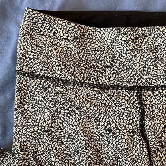 Lululemon Wunder Under Plush Petal Deep Coal Ghost Leggings - Picture 4 of 4